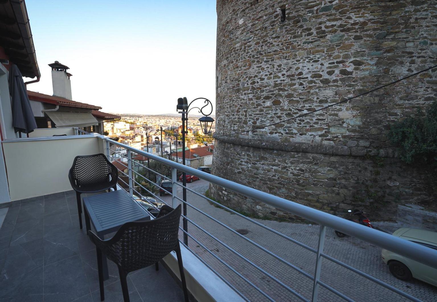 Ferienwohnung Beyond The Castle Thessaloniki Exterior foto